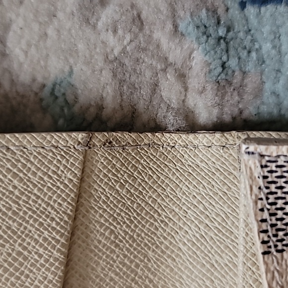 Louis Vuitton Azure Card Case - Picture 8 of 16